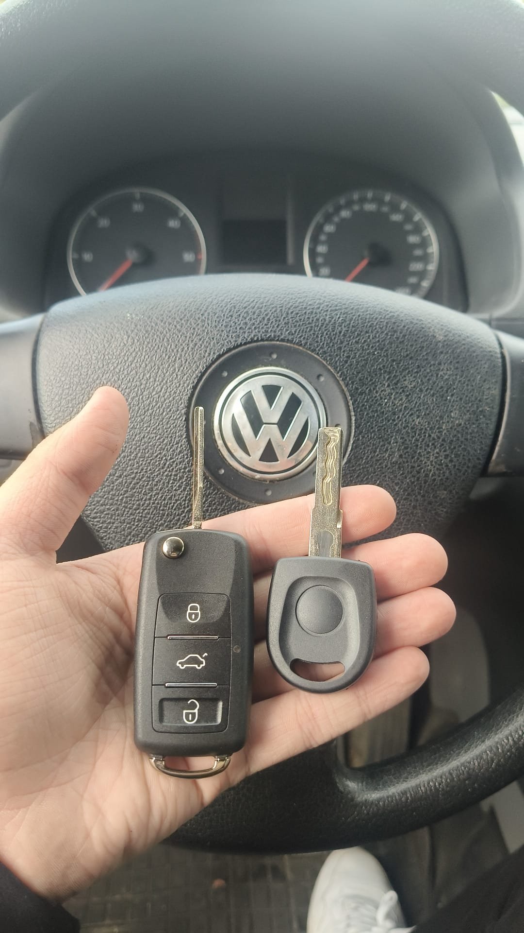 Mobilna izdelava avtomobilskega ključa Ljubljana